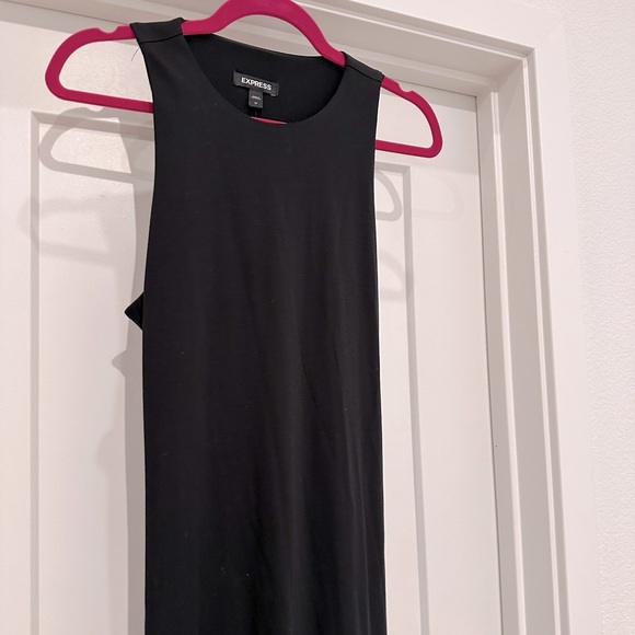 Express Body Contour cut out back maxi dress - Picture 3 of 7